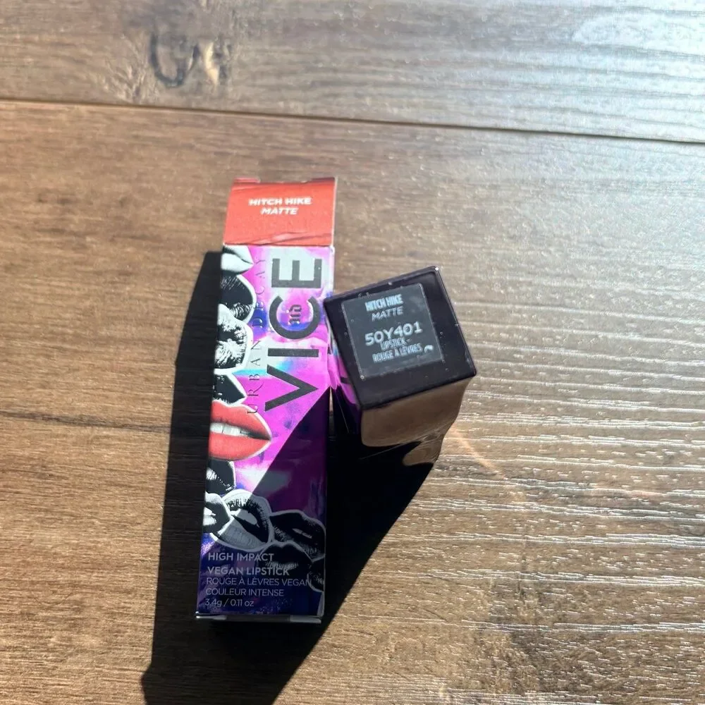 Urban Decay Vice Lipstick - brand new in box - Witch Hike